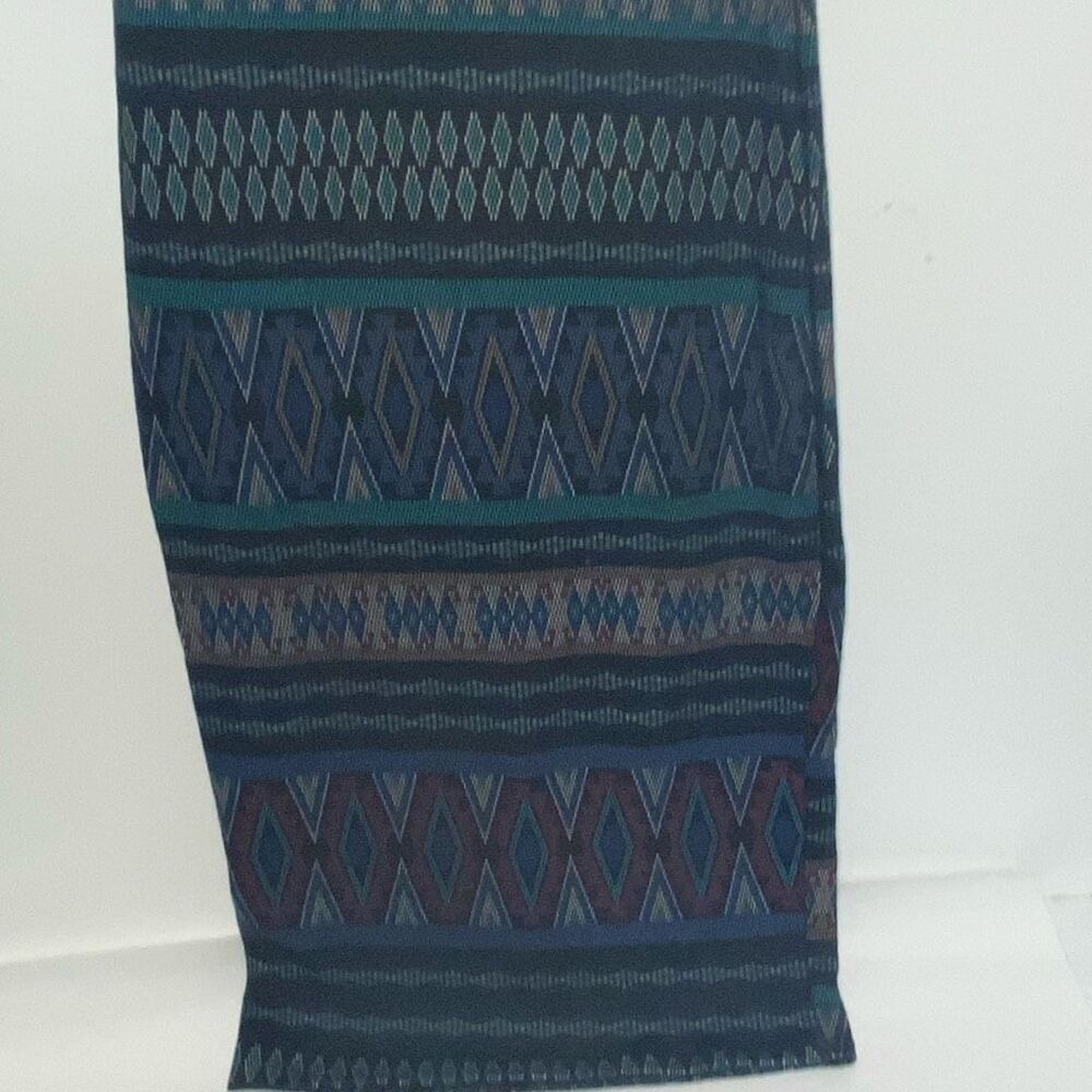 Try ! This Womens Multicolor Aztec Scoop Neck 3/4 Sleeve Bodycon Dress Small NWT - Picture 6 of 10